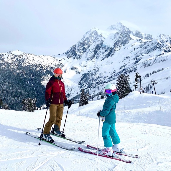 Meet your Posher, Christina - Picture 9 of 11